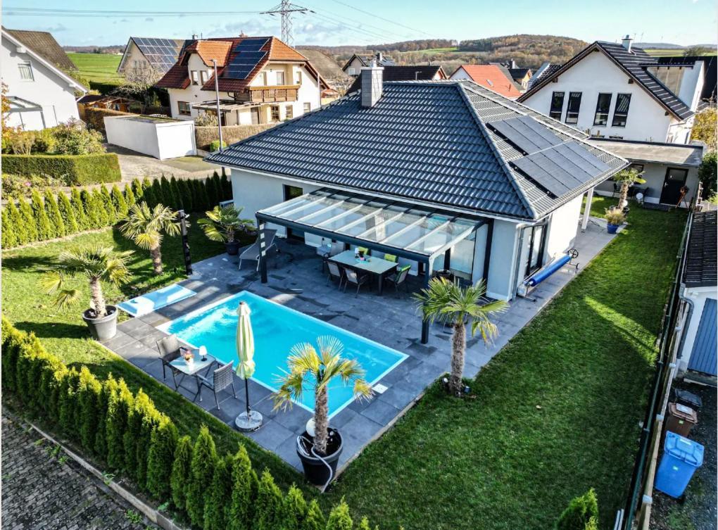 Grosszuegige Unterkunft Mit Terrasse Oberbrechen ภายนอก รูปภาพ