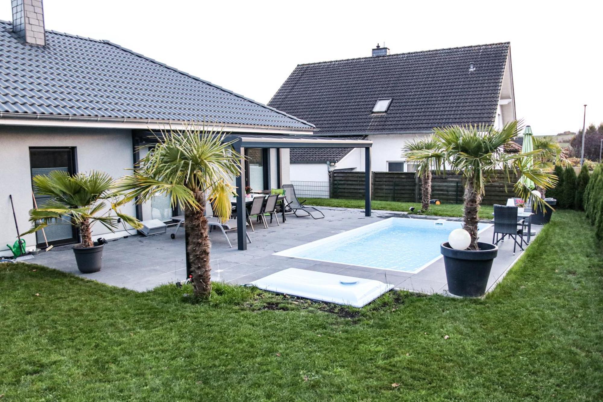 Grosszuegige Unterkunft Mit Terrasse Oberbrechen ภายนอก รูปภาพ
