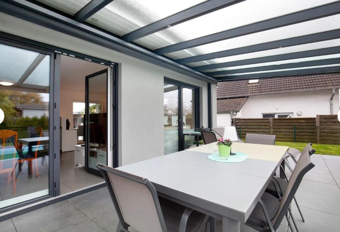 Grosszuegige Unterkunft Mit Terrasse Oberbrechen ภายนอก รูปภาพ